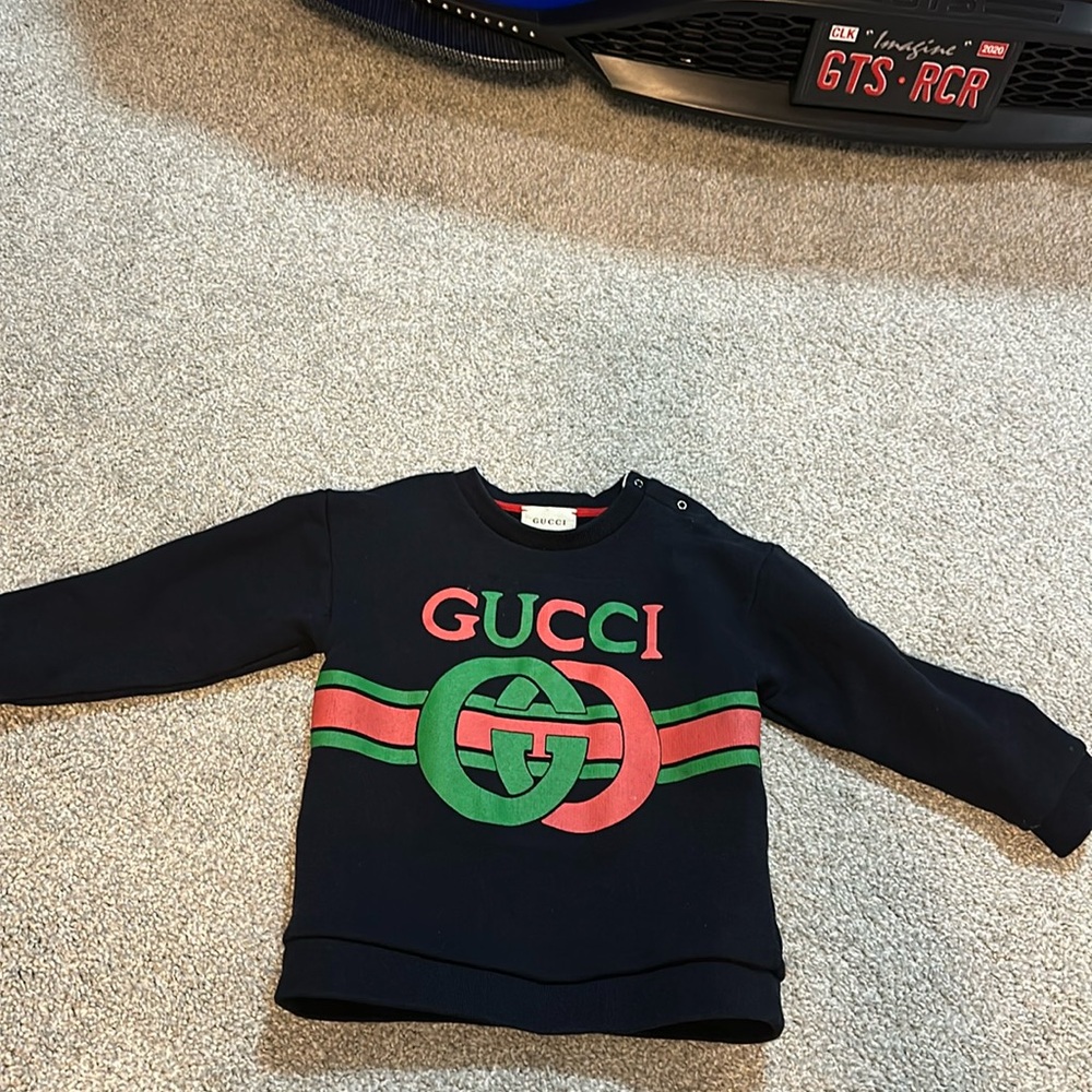 Toddler Gucci sweater with logo